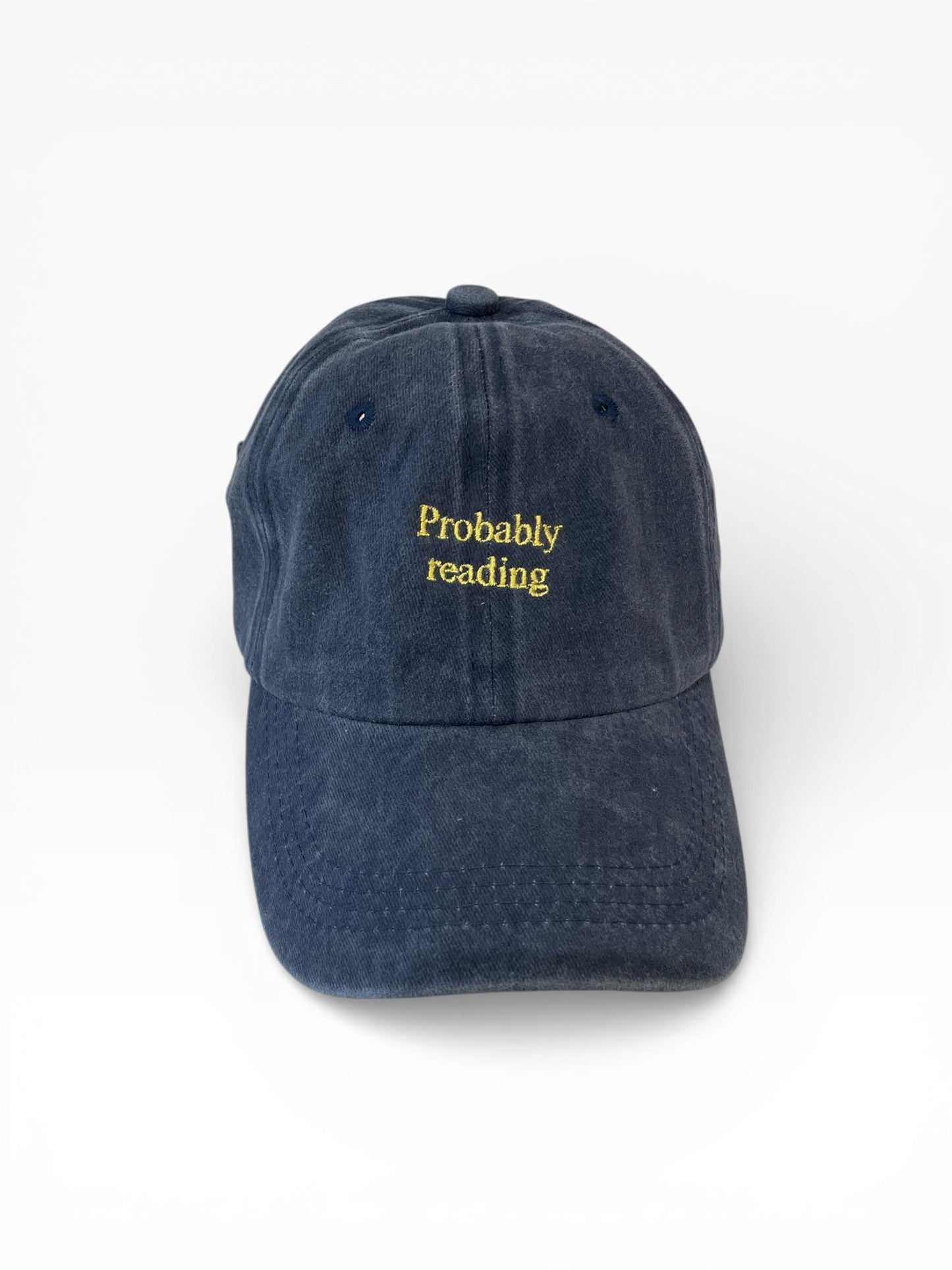 Gorra Probably Reading