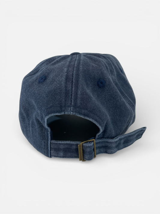 Gorra Probably Reading